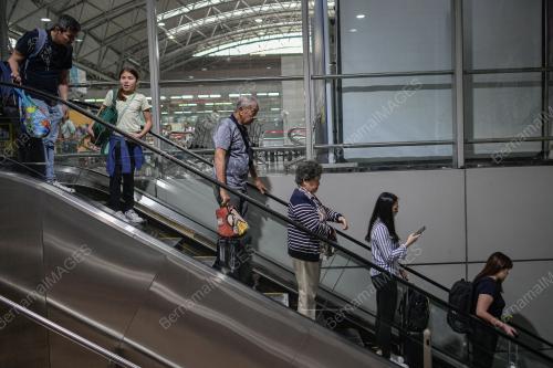 TINJAUAN BALIK KAMPUNG