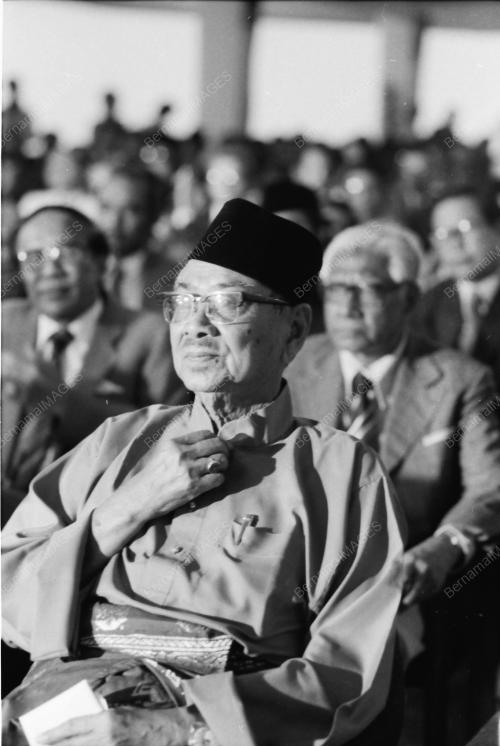 TUNKU ABDUL RAHMAN LANCAR BANGUNAN