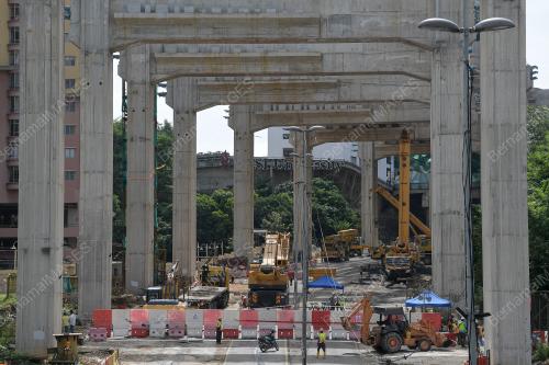 LOKASI KEJADIAN KREN JATUH