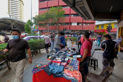 TINJAUAN PERINTAH KAWALAN PERGERAKAN BERSYARAT