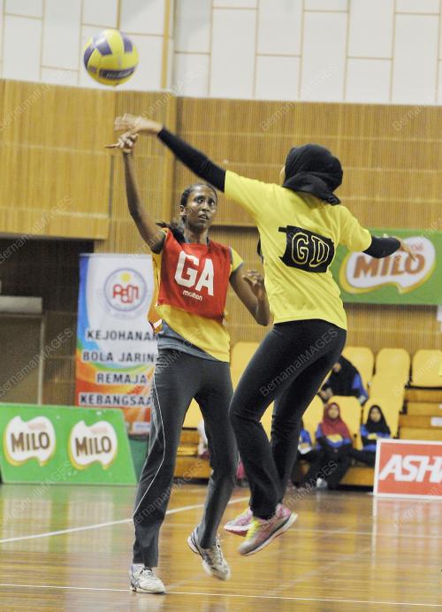 KL27_26032016_BOLA_JARING