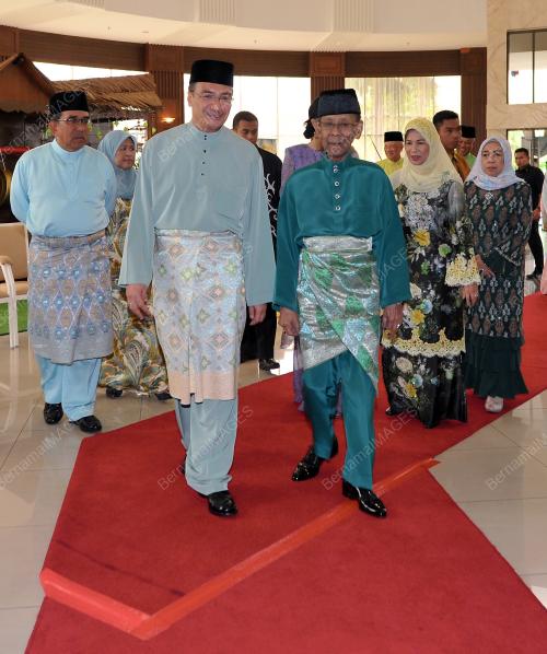 KL27_26072016_AGONG