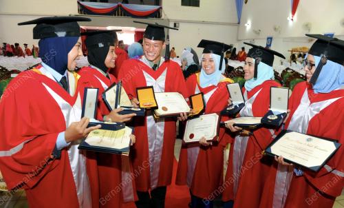 KL27_26102016_GERADUAN