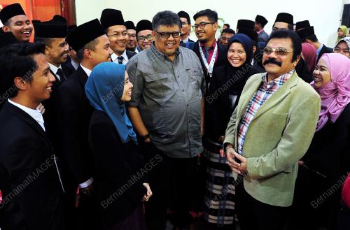 KL27_26112016_UMNO