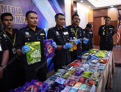 KL27_26122017_PC_DADAH_BN201712264764
