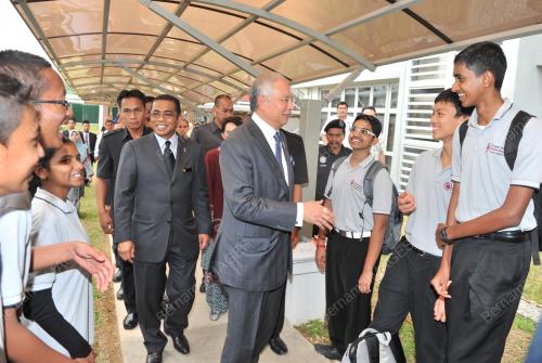 KL27_27032012_PM