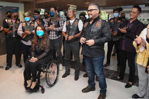 DATUK AHMAD AZHAR OTHMAN