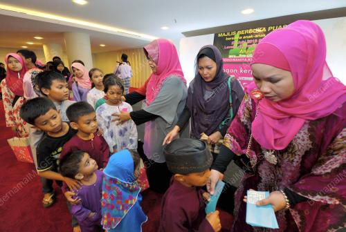 KL27_27072013_SOHOWANITA