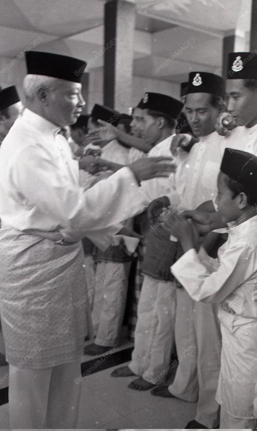 SULTAN AHMAD SHAH AL-MUSTAIN BILLAH