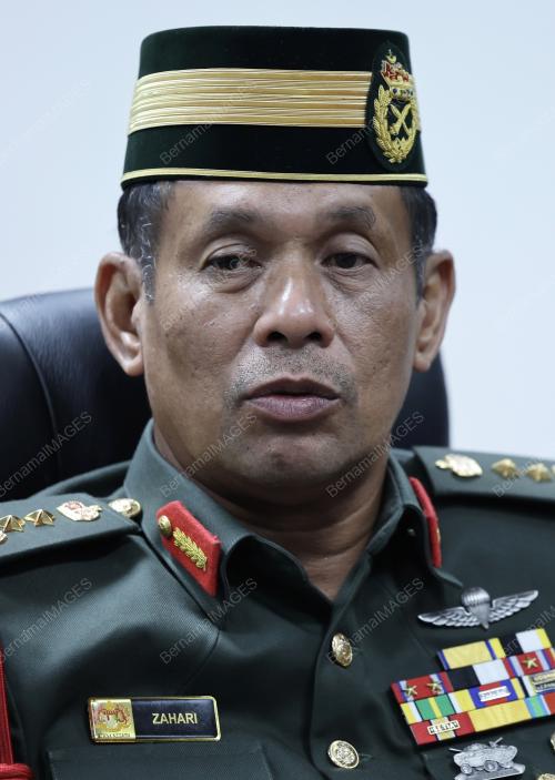 DATUK INDERA ZAHARI MOHD ARIFFIN
