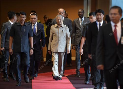 TUN DR MAHATHIR MOHAMAD