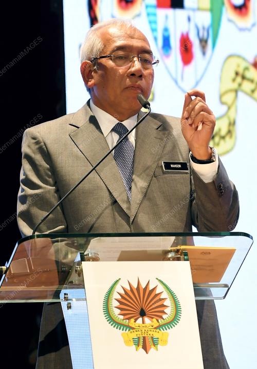 KL27_28112017_SASTERA_BN201711212067