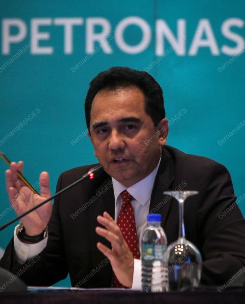 KL27_29022016_PETRONAS