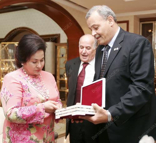 ROSMAH MANSOR
