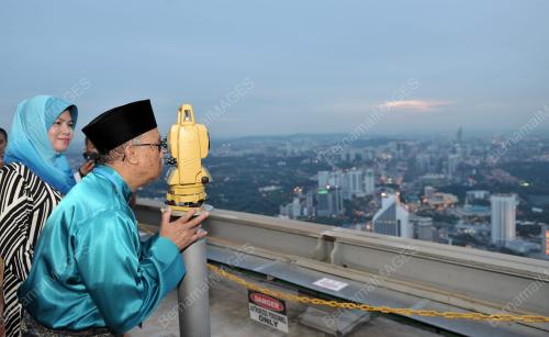 DATUK WAN ZAHIDI WAN TEH
