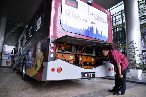 KL27_30102019_REDZUAN_BN201910295793