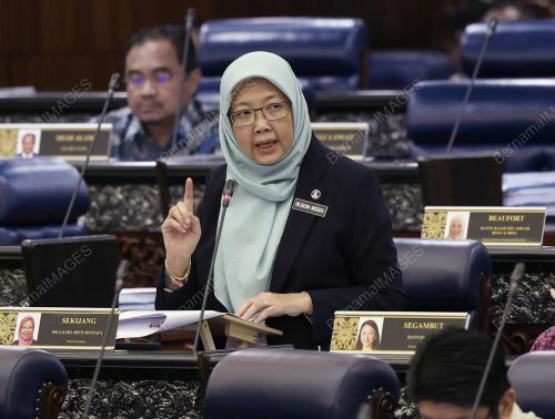 DR ZALIHA MUSTAFA