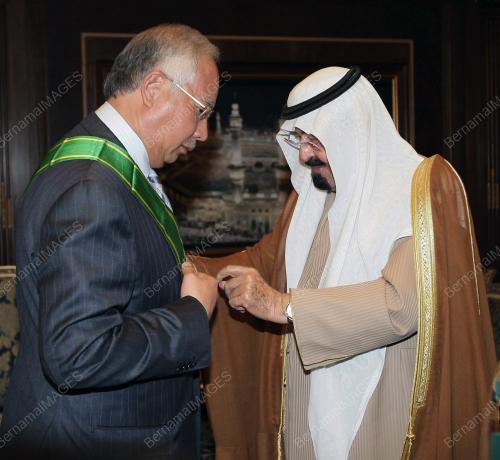 MOHD NAJIB TUN ABDUL RAZAK