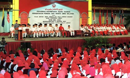 KL28-10-05-2000_PEMUDA-WANITA_07012016