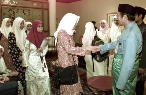 KL28-11_05_2000_MEDICAL_STUDENT_07012016