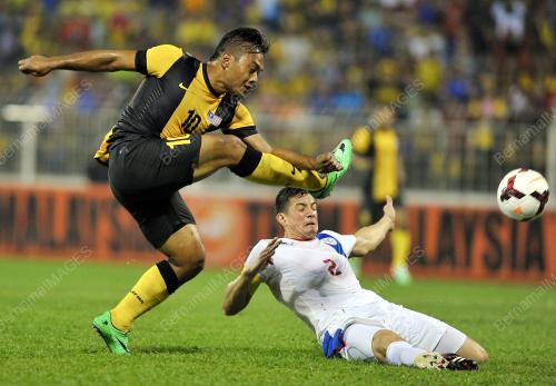 KL28_01032014_BOLA