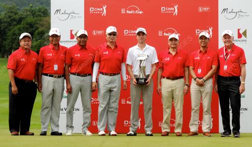 KL28_01112015_GOLF_CIMB