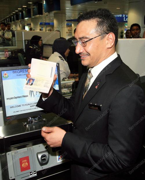 HISHAMMUDDIN HUSSEIN
