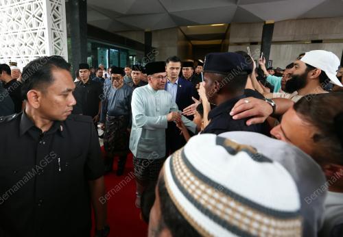DATUK SERI ANWAR IBRAHIM