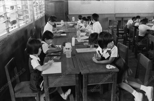 SEKOLAH