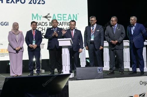 DATUK SERI ALEXANDER NANTA LINGGI