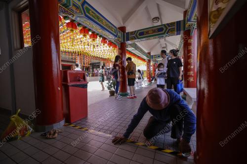 TINJAUAN KUIL THEAN HOU