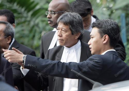 MOHD SAIFUL BUKHARI AZLAN