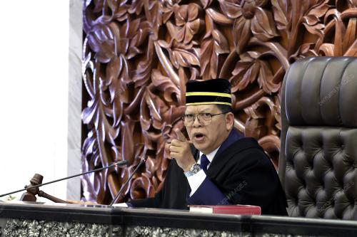KL28_04022026_PARLIMEN