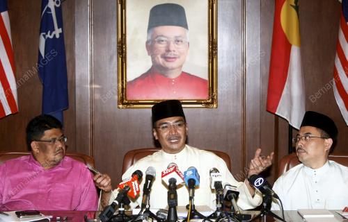 HISHAMMUDDIN TUN HUSSIEN