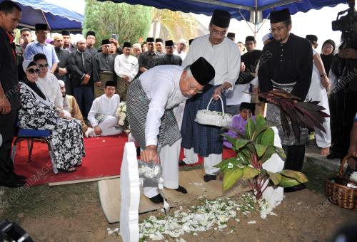 KL28_04102014_TUN_SUHAILAH