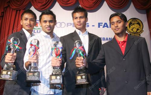KHAIRY JAMALUDDIN