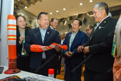 DATUK SERI ALEXANDER NANTA LINGGI