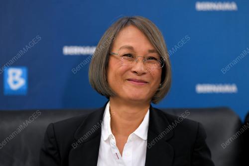 DR YING-RU LO