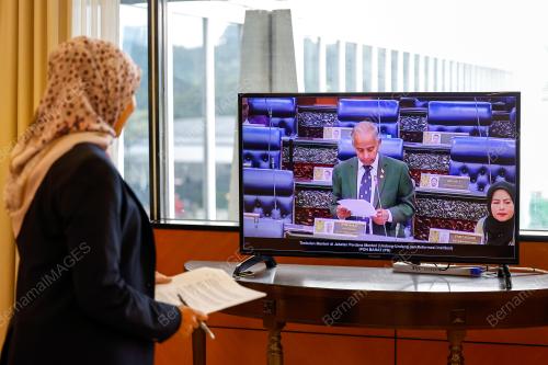 SUASANA PARLIMEN