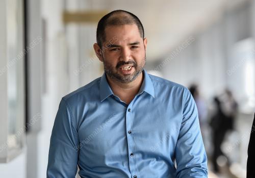 MOHAMAD RIZAL VAN GEYZAL