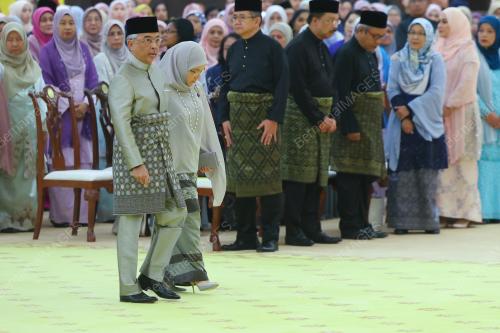 AL-SULTAN ABDULLAH RI'AYATUDDIN AL-MUSTAFA BILLAH SHAH