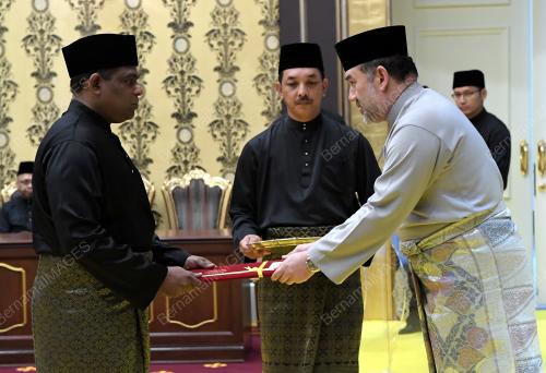 KL28_06112017_AGONG