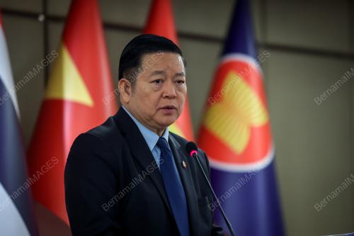 DR KAO KIM HOURN