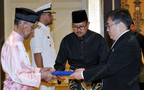 KL28_07032016_AGONG