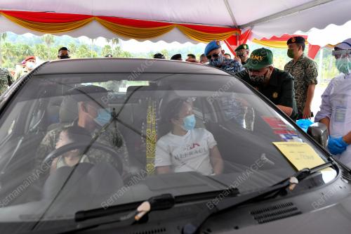 DATUK SERI ISMAIL SABRI YAAKOB