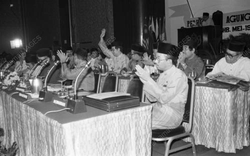 KL28_08072015_MESYUARAT_UMNO