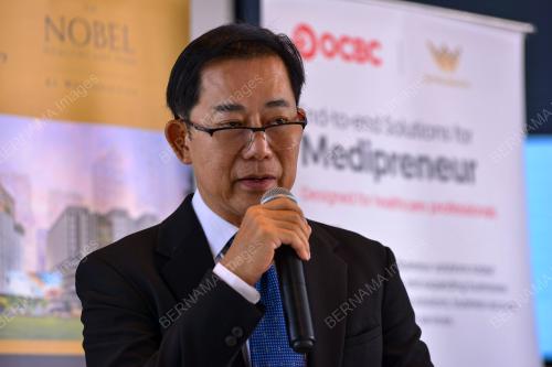 DATUK DR COLIN LEE