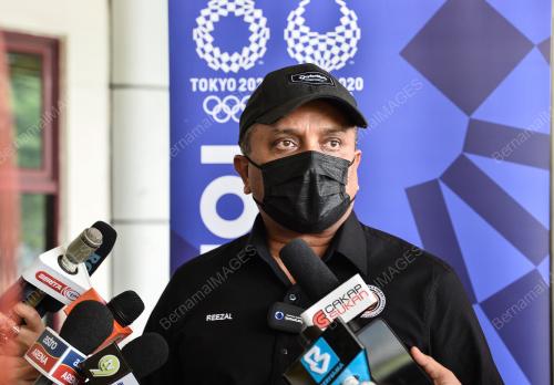 DATUK SERI REEZAL MERICAN NAINA MERICAN