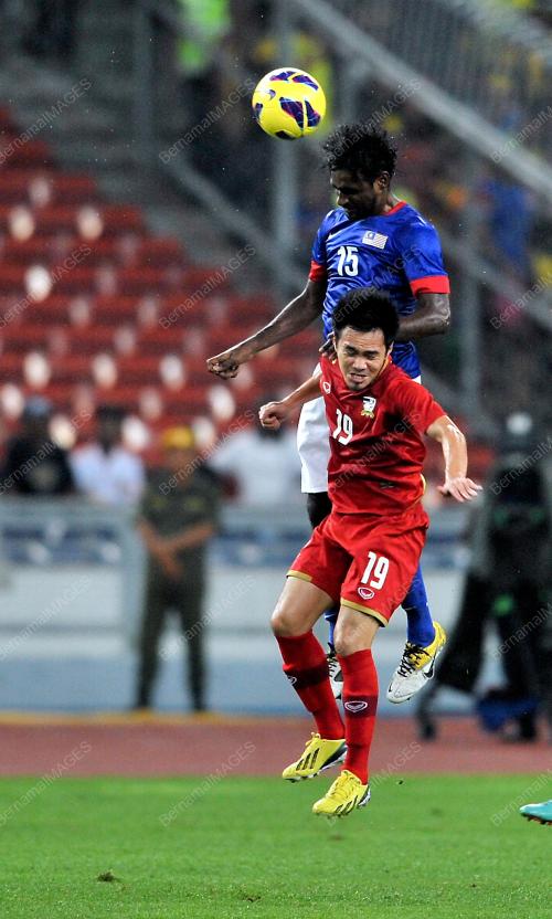 KL28_09122012_AFF_CUP5