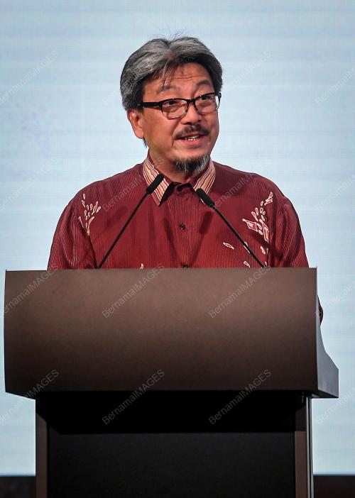 UNIVERSITI TEKNOLOGI PETRONAS